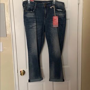 Modern Slim Cuffed Levi Strauss Jeans